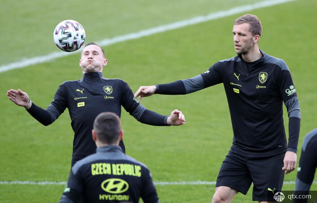 烈的反应 烈的反应